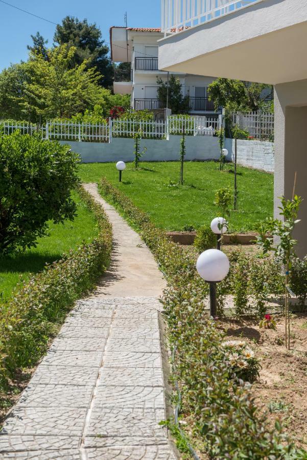 Georgalas Rest Apartments Nea Kallikrateia Екстер'єр фото